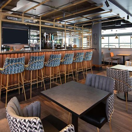Готель Ibis Styles London Gatwick Airport Кролі Екстер'єр фото